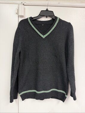 Men's Charcoal V-Neck Sweater with Green Trim XS long sleeve new without tags